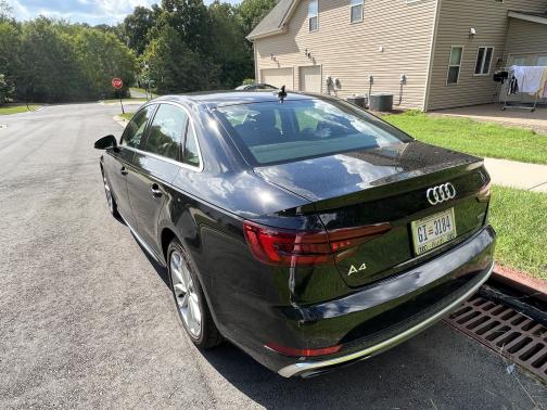 Photo 5 of 10 of 2019 Audi A4 2.0T Premium