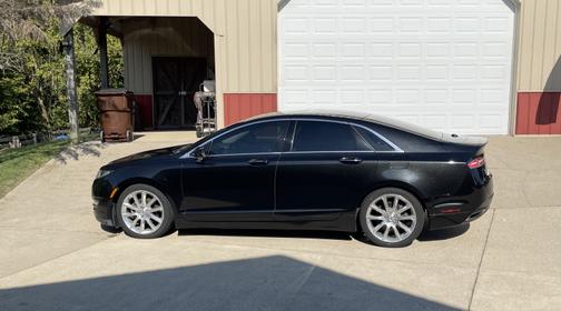 2015 Lincoln MKZ Hybrid Base