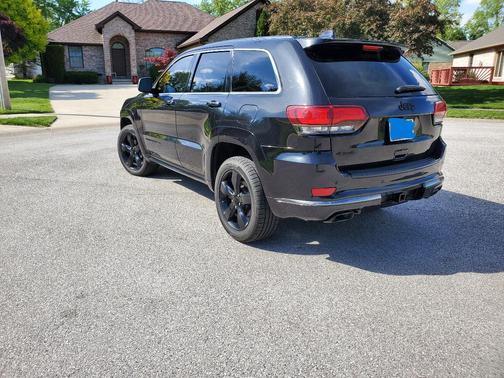 Black 2015 Jeep Grand Cherokee High Altitude