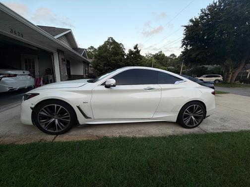 White 2019 INFINITI Q60 3.0t LUXE