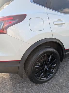 White 2020 Nissan Rogue Sport SV