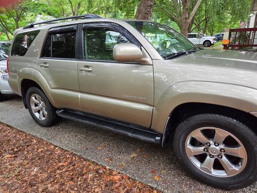 Gold 2008 Toyota 4Runner Limited