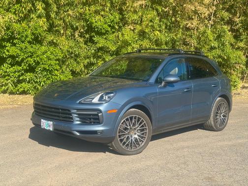 Blue 2019 Porsche Cayenne Cayenne E-Hybrid