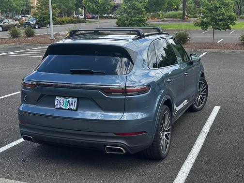 Blue 2019 Porsche Cayenne Cayenne E-Hybrid