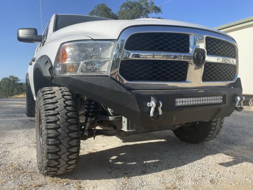 Photo 2 of 14 of 2013 RAM 1500 Tradesman