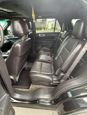 Black 2014 Ford Explorer Limited