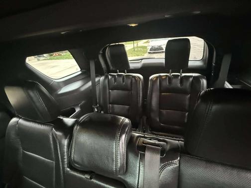 Black 2014 Ford Explorer Limited