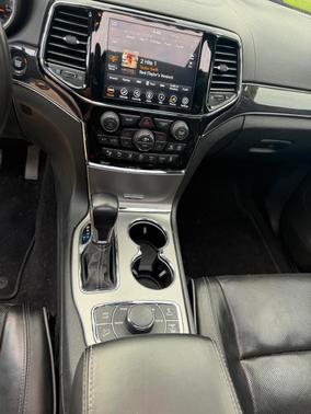 White 2021 Jeep Grand Cherokee Overland