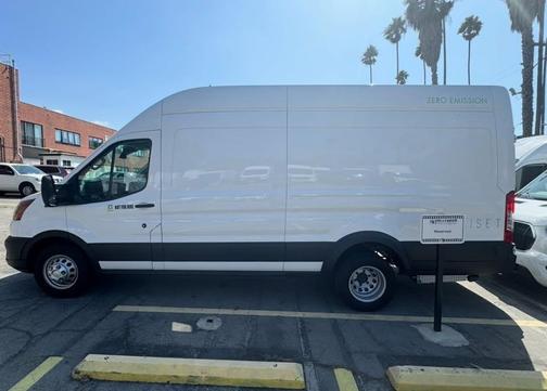 White 2022 Ford Transit-350 Base