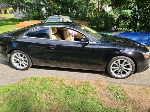 Photo 1 of 2 of 2013 Audi A5 2.0T Premium Plus