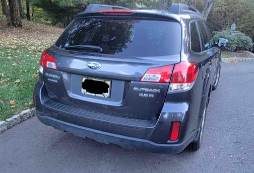 2010 Subaru Outback 3.6 R Limited