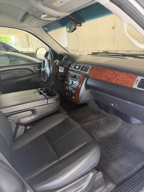 White 2013 Chevrolet Tahoe LS