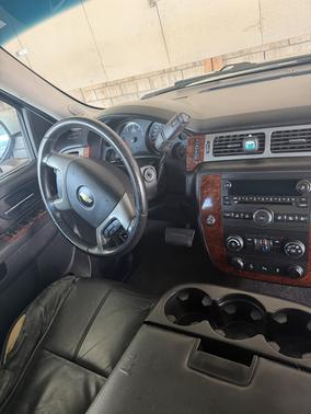 White 2013 Chevrolet Tahoe LS