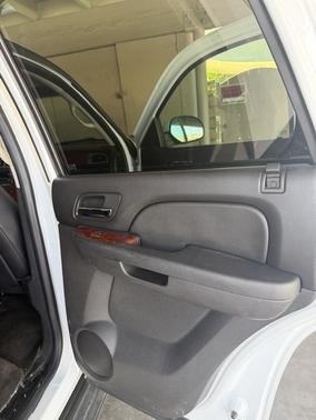 White 2013 Chevrolet Tahoe LS
