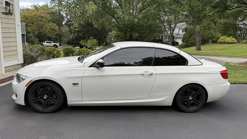 White 2013 BMW 335 is