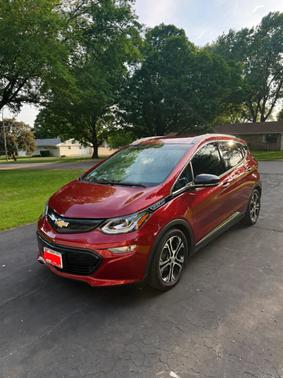 Red 2018 Chevrolet Bolt EV Premier