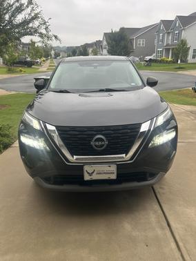 Black 2023 Nissan Rogue S