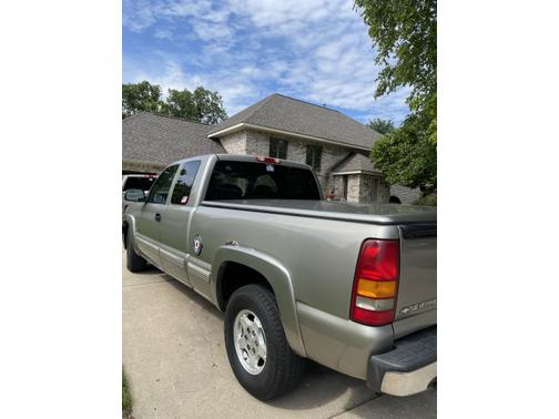 1999 Chevrolet Silverado 1500 LS