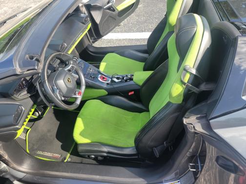 2017 Lamborghini Huracan LP580-2S