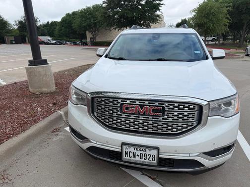 White 2019 GMC Acadia Denali