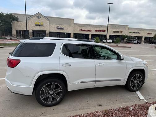 White 2019 GMC Acadia Denali