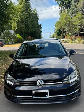 2018 Volkswagen Golf TSI SE