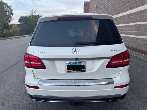 White 2017 Mercedes-Benz GLS 450 4MATIC
