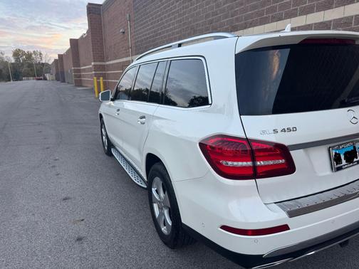 White 2017 Mercedes-Benz GLS 450 4MATIC
