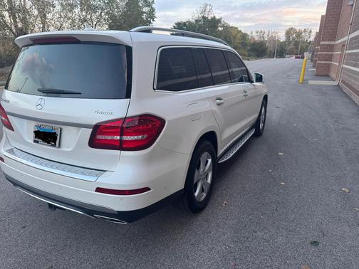 White 2017 Mercedes-Benz GLS 450 4MATIC