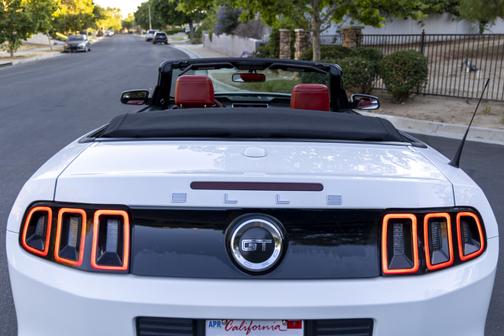 2013 Ford Mustang GT Premium