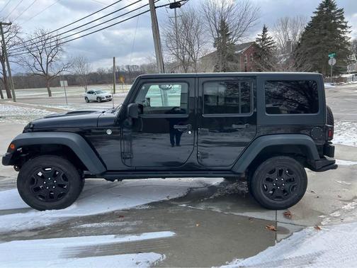 2013 Jeep Wrangler Unlimited Sahara