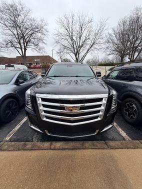 2018 Cadillac Escalade Luxury