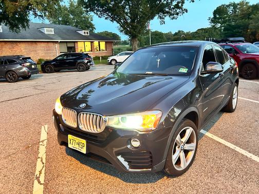 Gray 2016 BMW X4 xDrive28i