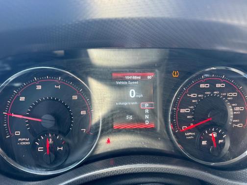 Black 2014 Dodge Charger SE