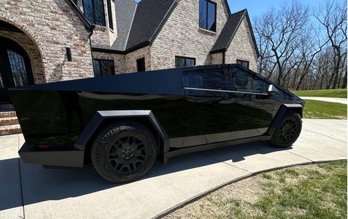 2024 Tesla Cybertruck AWD