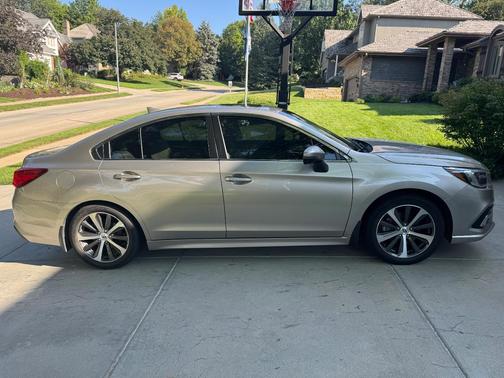 Beige 2019 Subaru Legacy 3.6R Limited