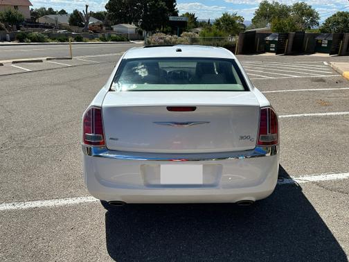 2012 Chrysler 300C Base