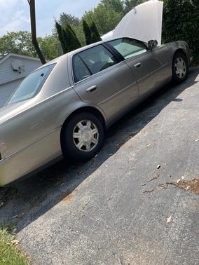2004 Cadillac DeVille Base