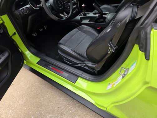 2020 Ford Shelby GT350 Base