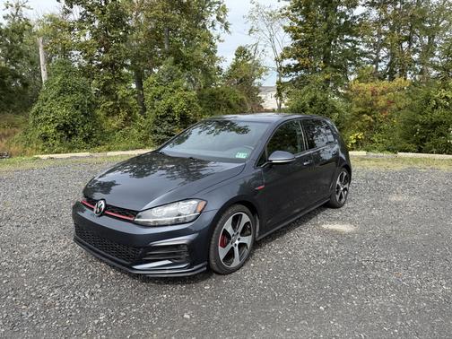 2018 Volkswagen Golf GTI 2.0T S 4-Door