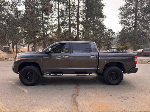 2016 Toyota Tundra Platinum