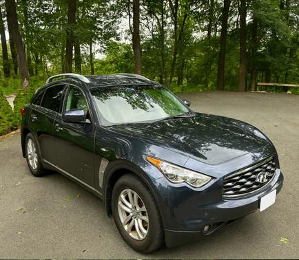 2009 INFINITI FX35 Base