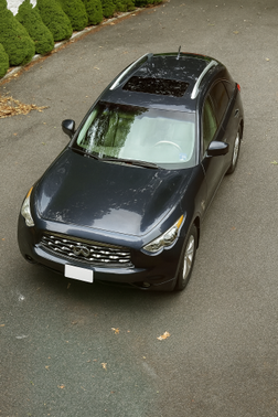 2009 INFINITI FX35 Base