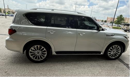 2020 INFINITI QX80 LUXE