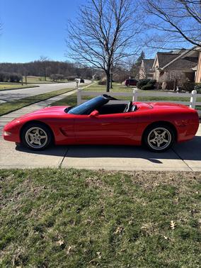 2004 Chevrolet Corvette Base