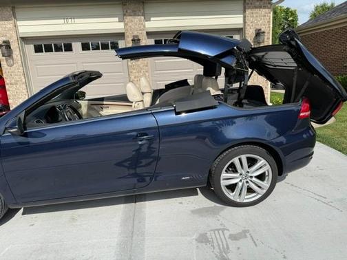 Blue 2012 Volkswagen Eos Executive
