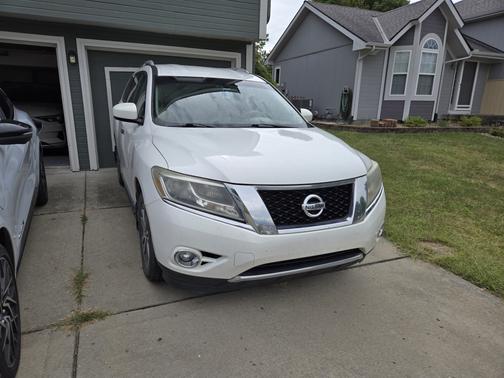 2013 Nissan Pathfinder SL