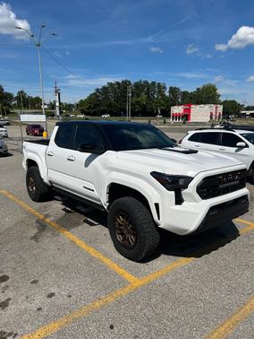 2024 Toyota Tacoma TRD Sport