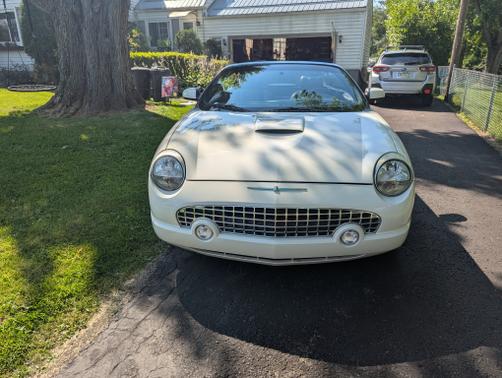 2002 Ford Thunderbird Deluxe