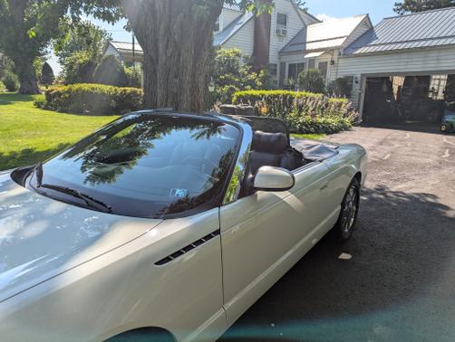 2002 Ford Thunderbird Deluxe